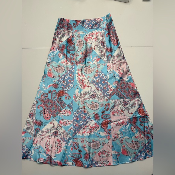Pink Lily Dresses & Skirts - Pink Lily Vibrant Paisley Maxi Skirt